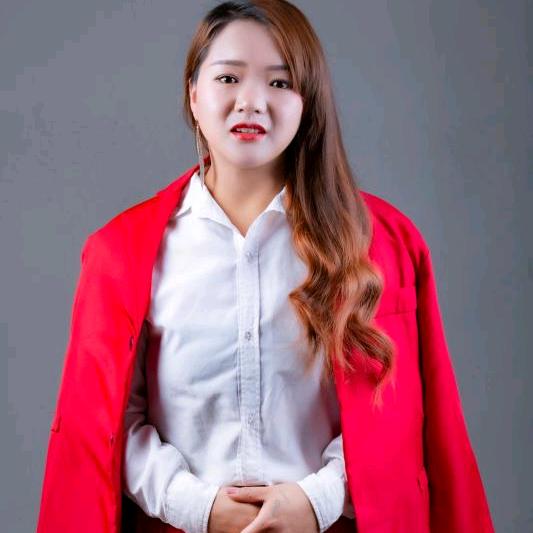 昱安公园里周兰翠