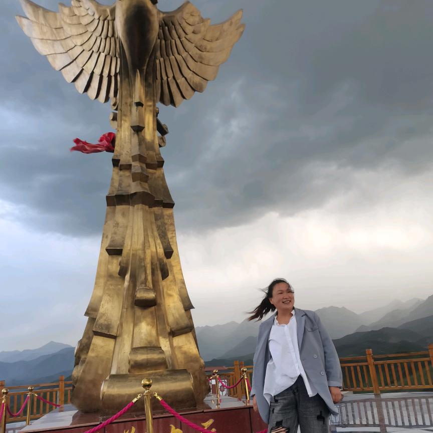 伟业铝材 系统门窗定制直销厂  刘丽