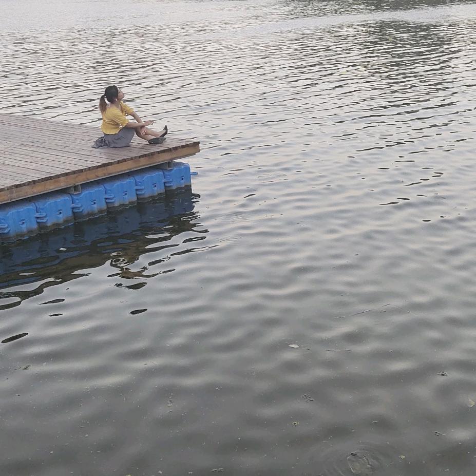 ♥(｡￫v￩｡)♥李癫癫