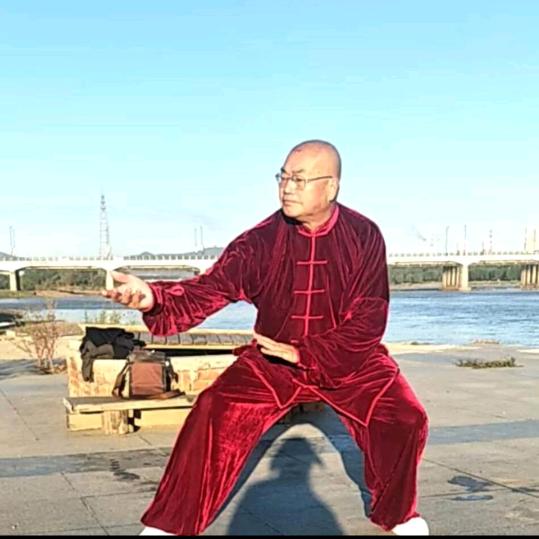 难得糊涂。