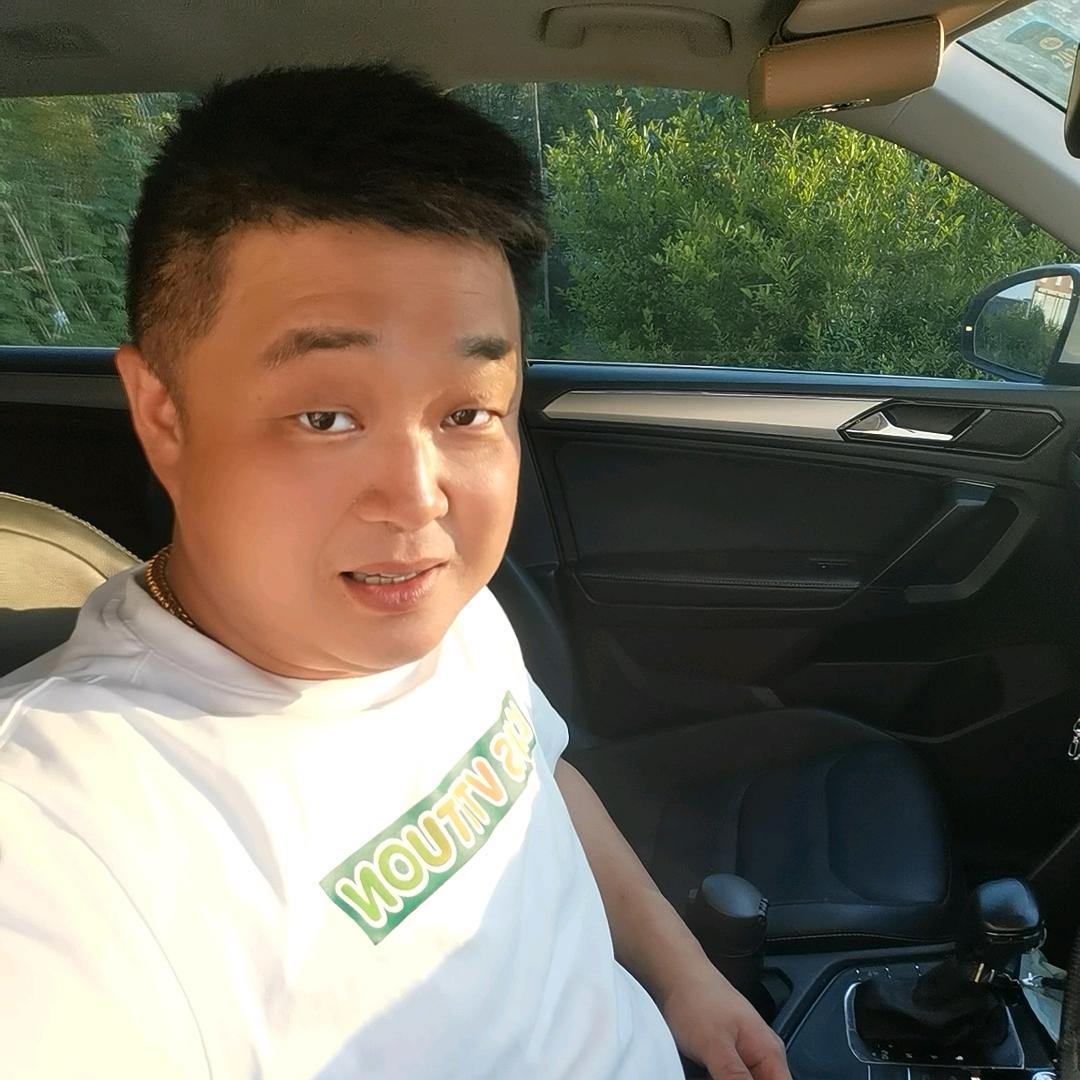 小胖哥！！！
