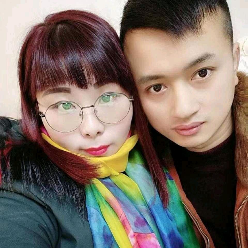 华瑞烧烤家常菜 金湖龙虾