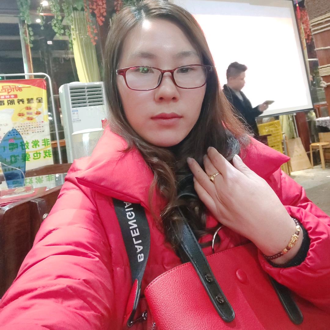 塔吊小姐姐