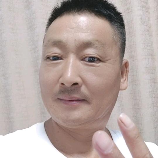 彭大玉，仔猪交易大市场