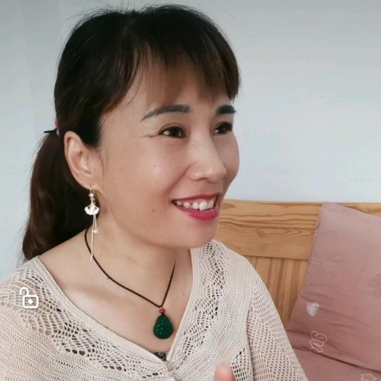 王芳，