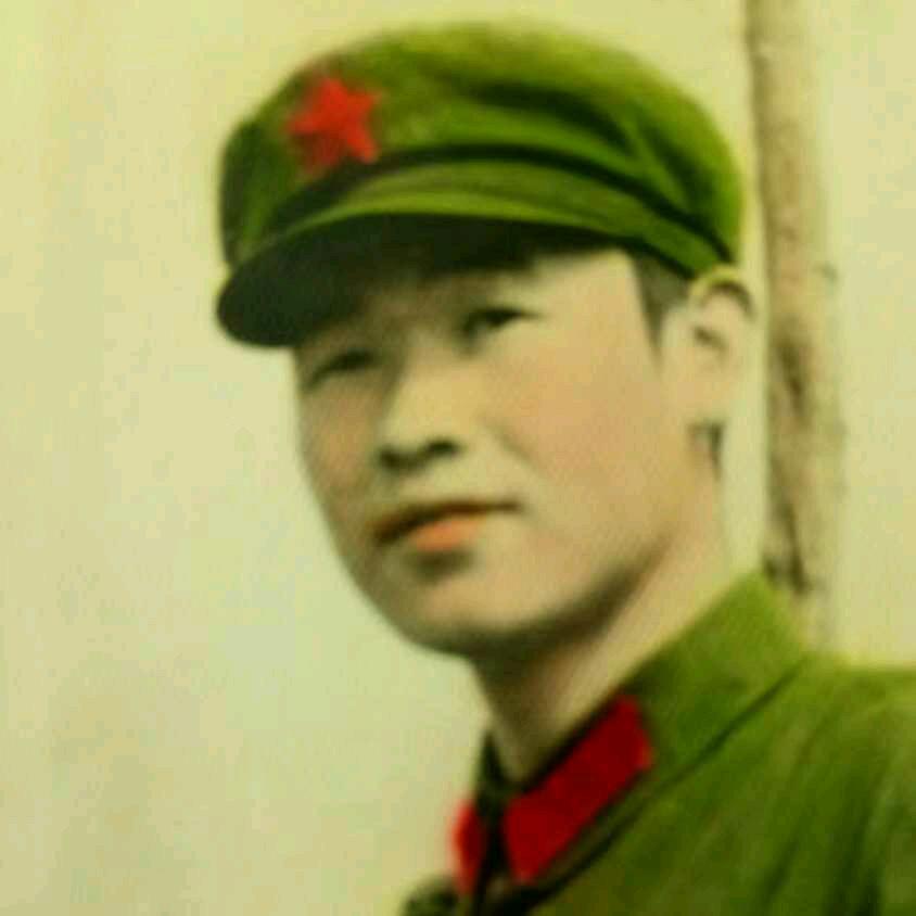满红钢笔画