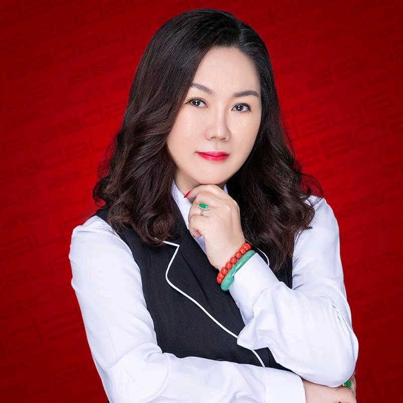 文山轻松美容-秦华