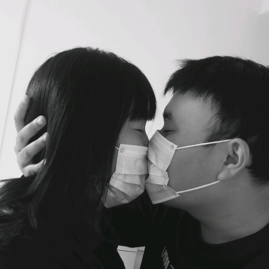 潛潛