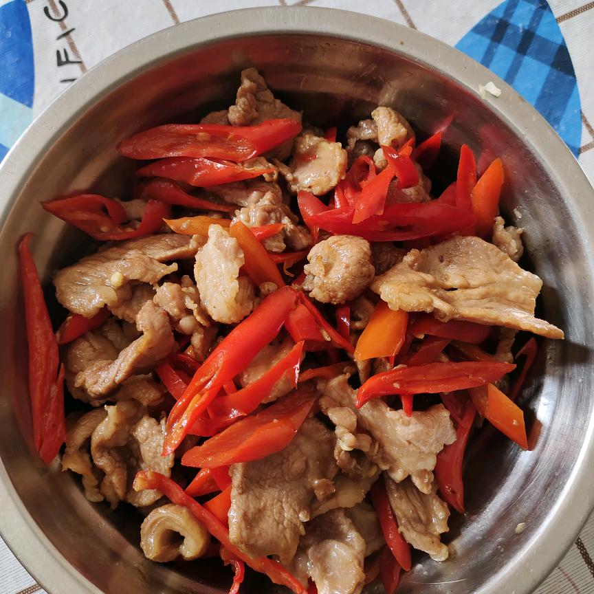 颖小辣椒