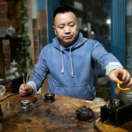 朗沐森美发张强