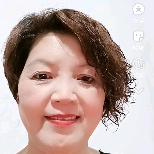 如：