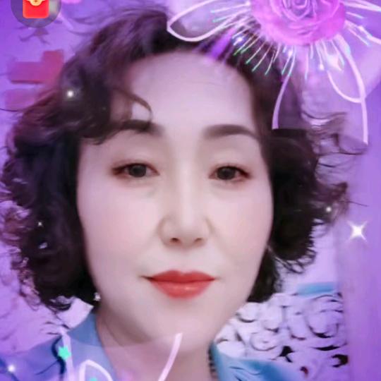 城关一小巷(千仭岗店)专业30年女装店