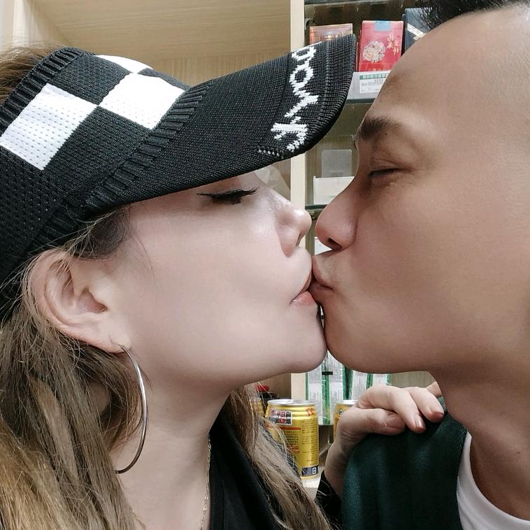 猪猪猪，②头猪