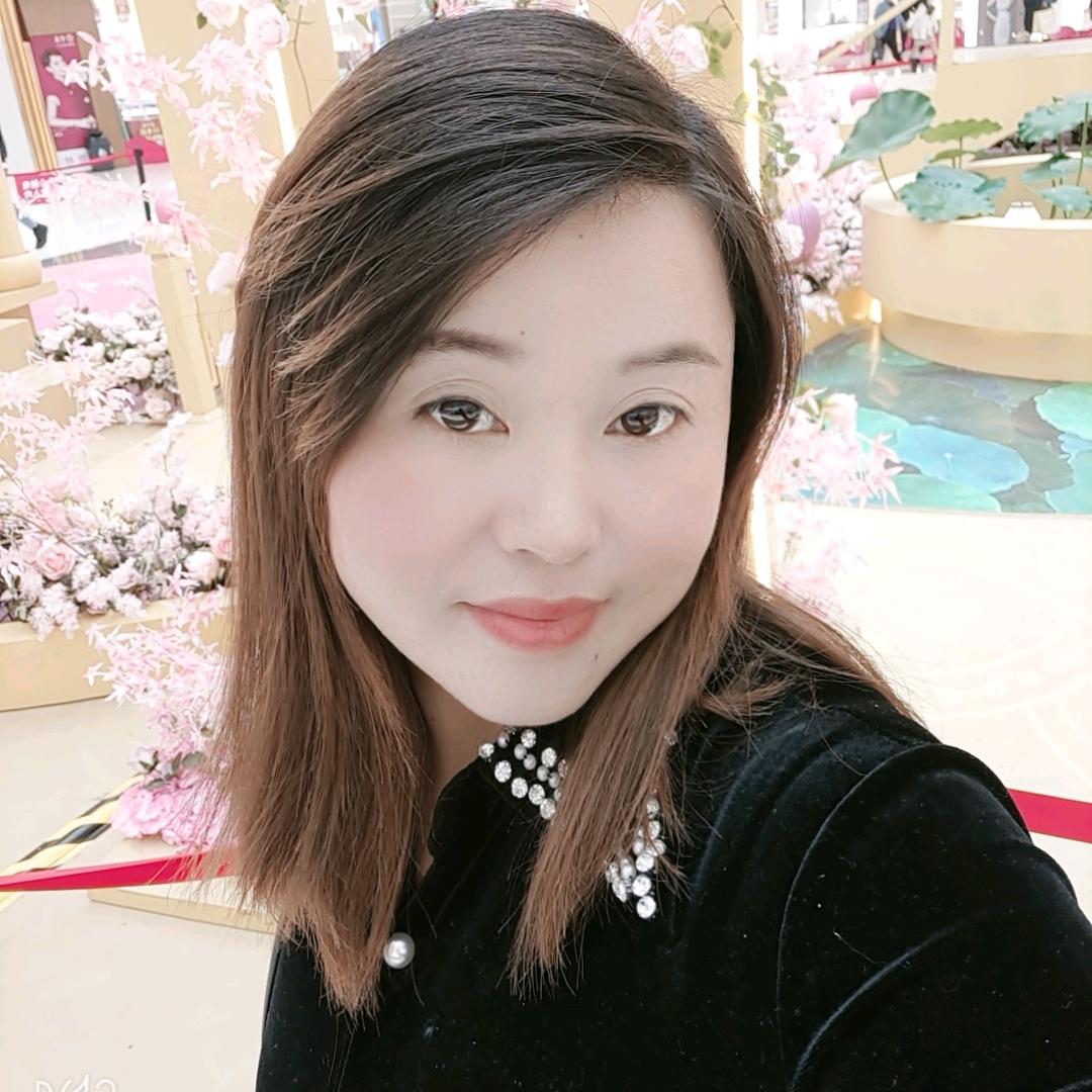 小霞
