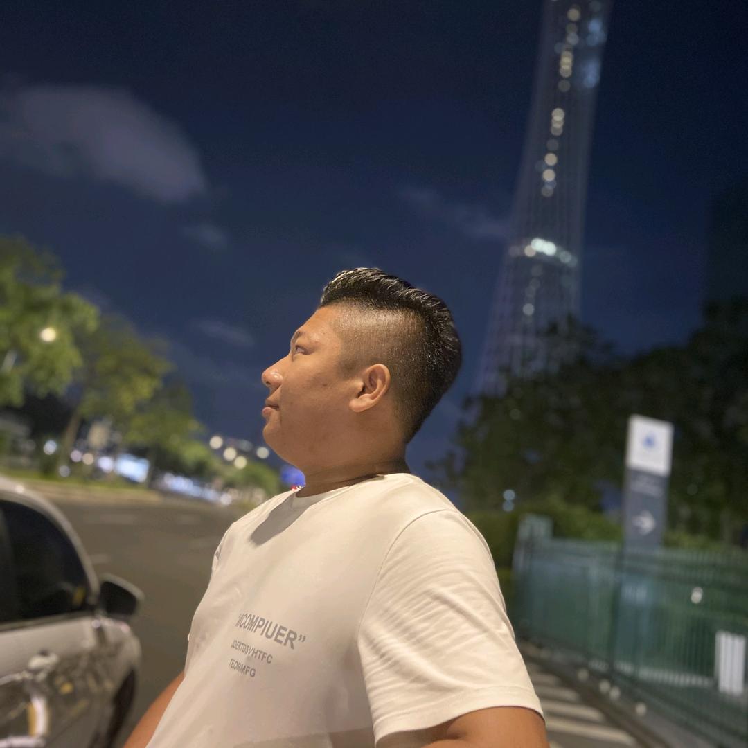 鸿拓（广东）汽车服务有限公司