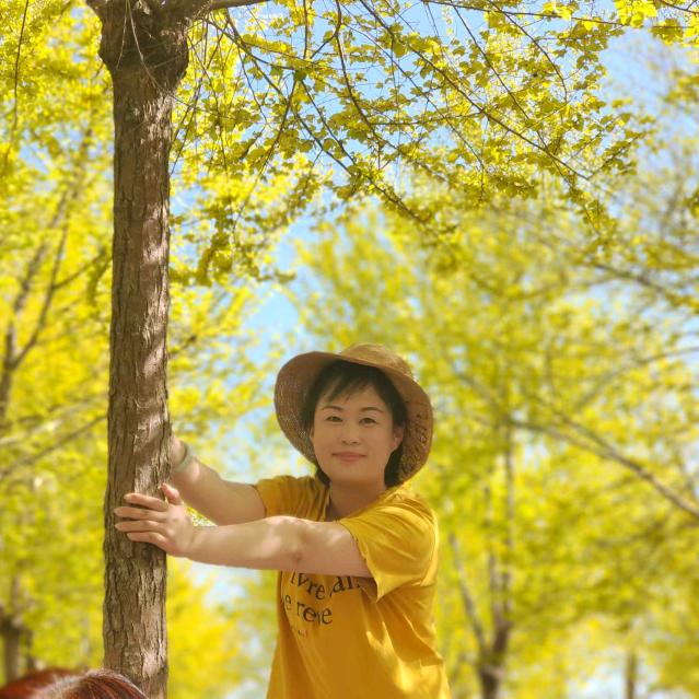 伶韵芬姐