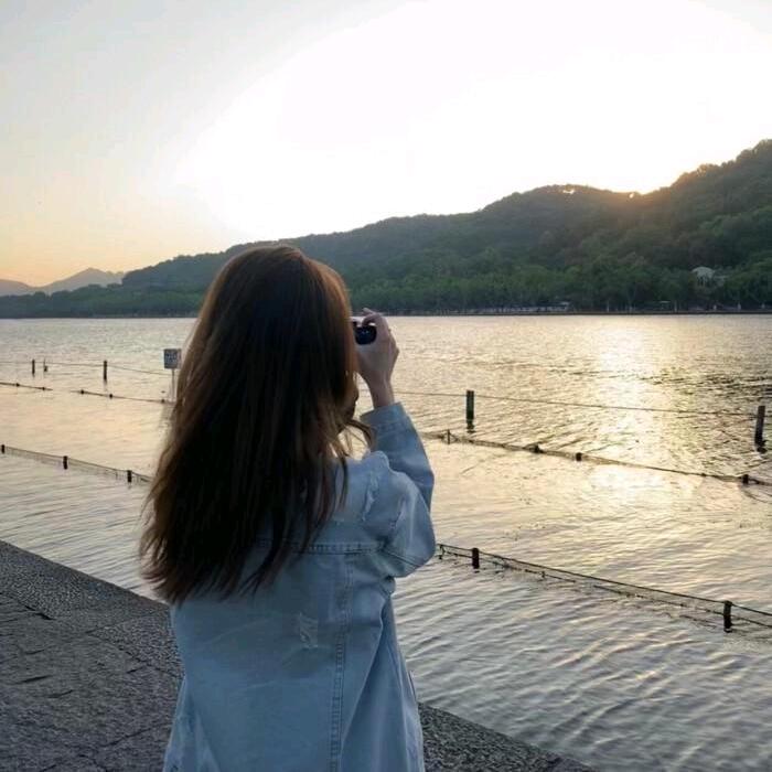 楚楚(追剧)