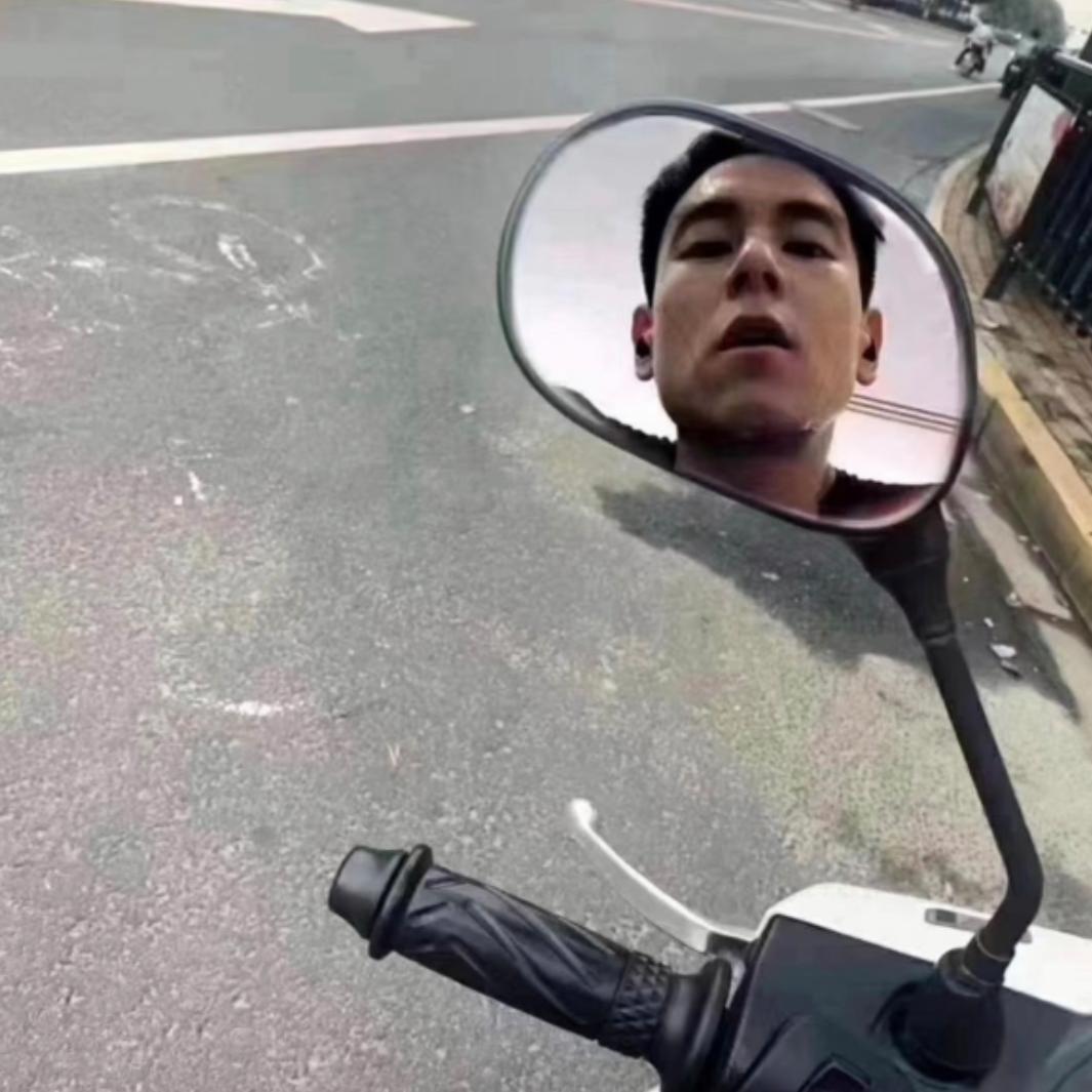 打你一巴掌，再给你一颗糖🤔