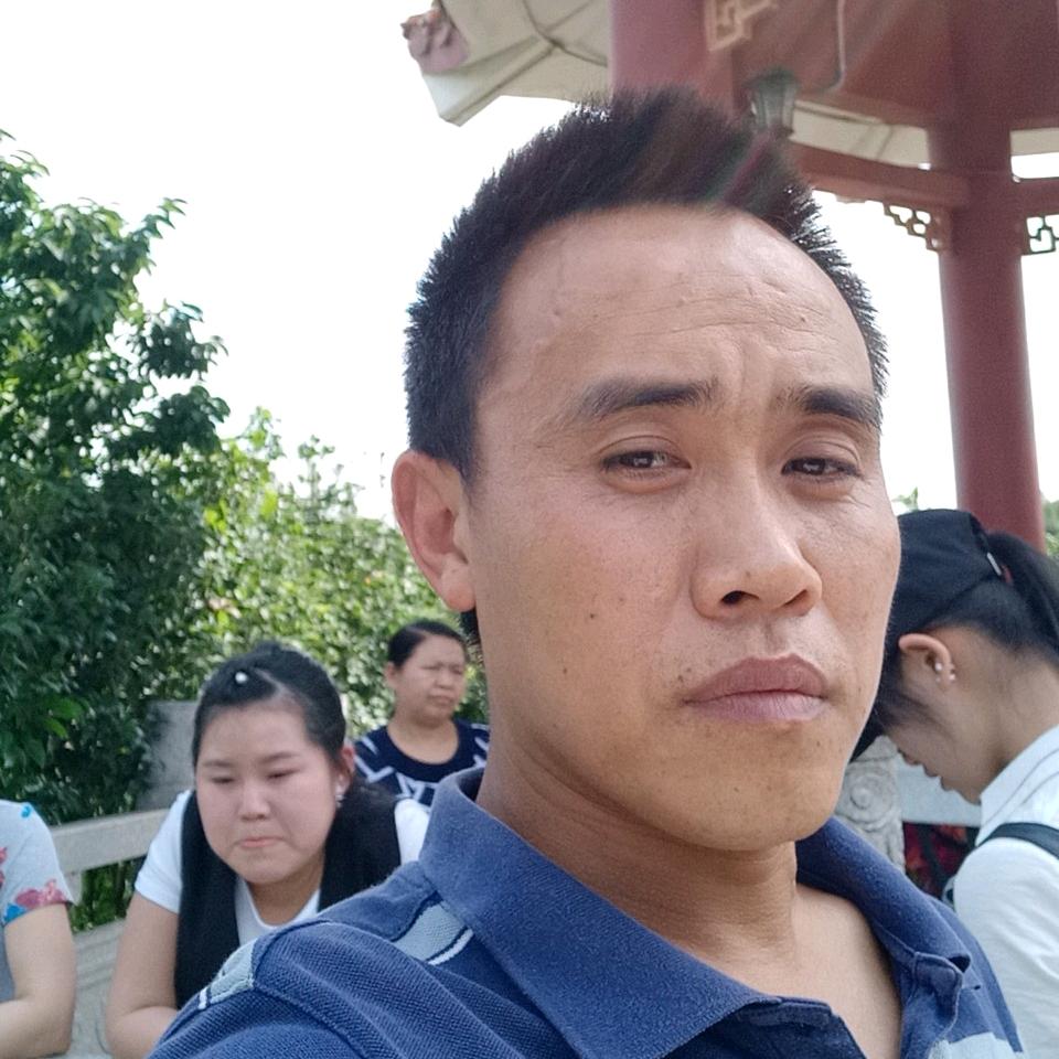 卢岗山下🌹王(岚)裕保