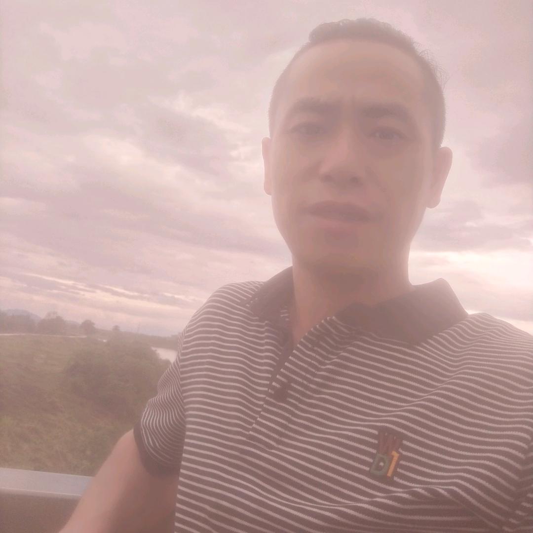 努力赚钱才是王道