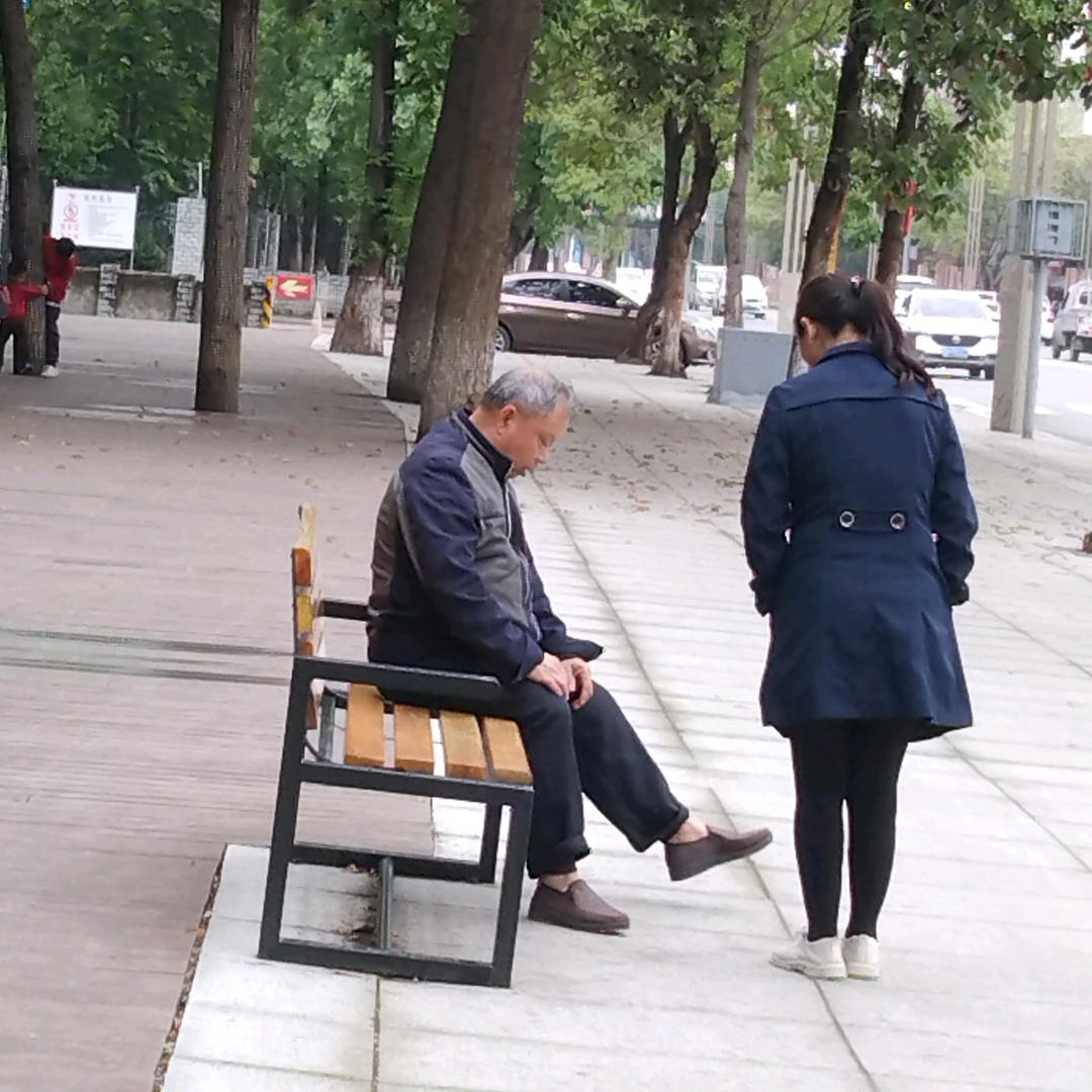 刘平