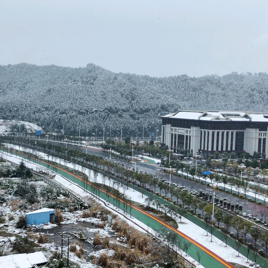 🈶 🇱 🇴 🇻 🇪