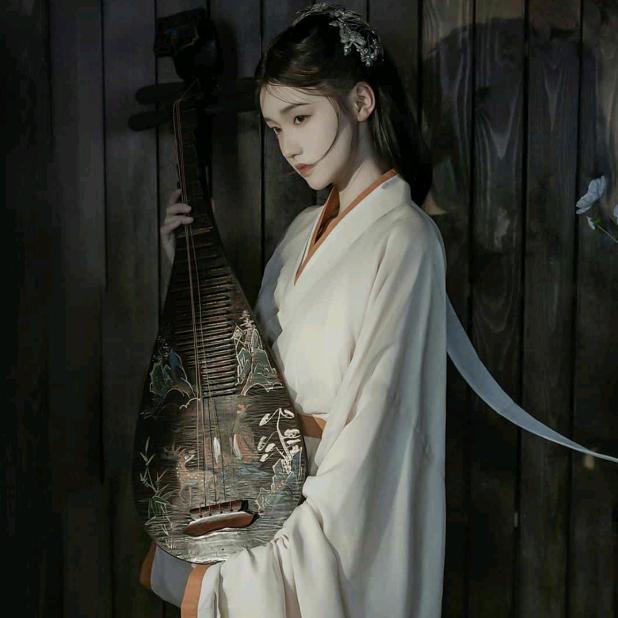 ，栖梧桐小酒馆 七月