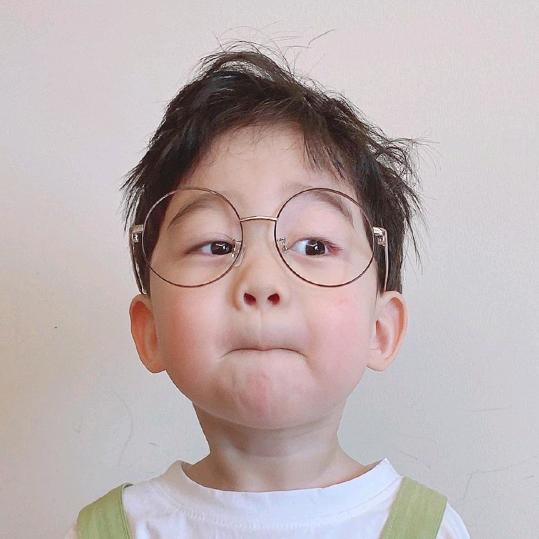 清晨^