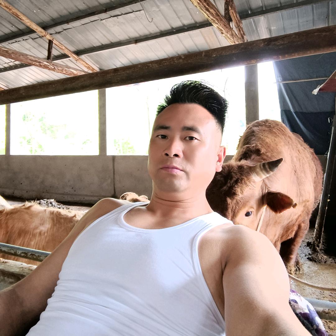 《上石凳》梁子湖区有亮养殖场