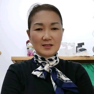 蓝齐儿早8.10
