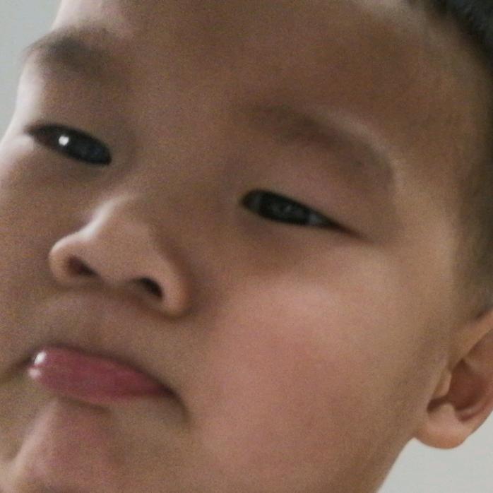 嗯哼…
