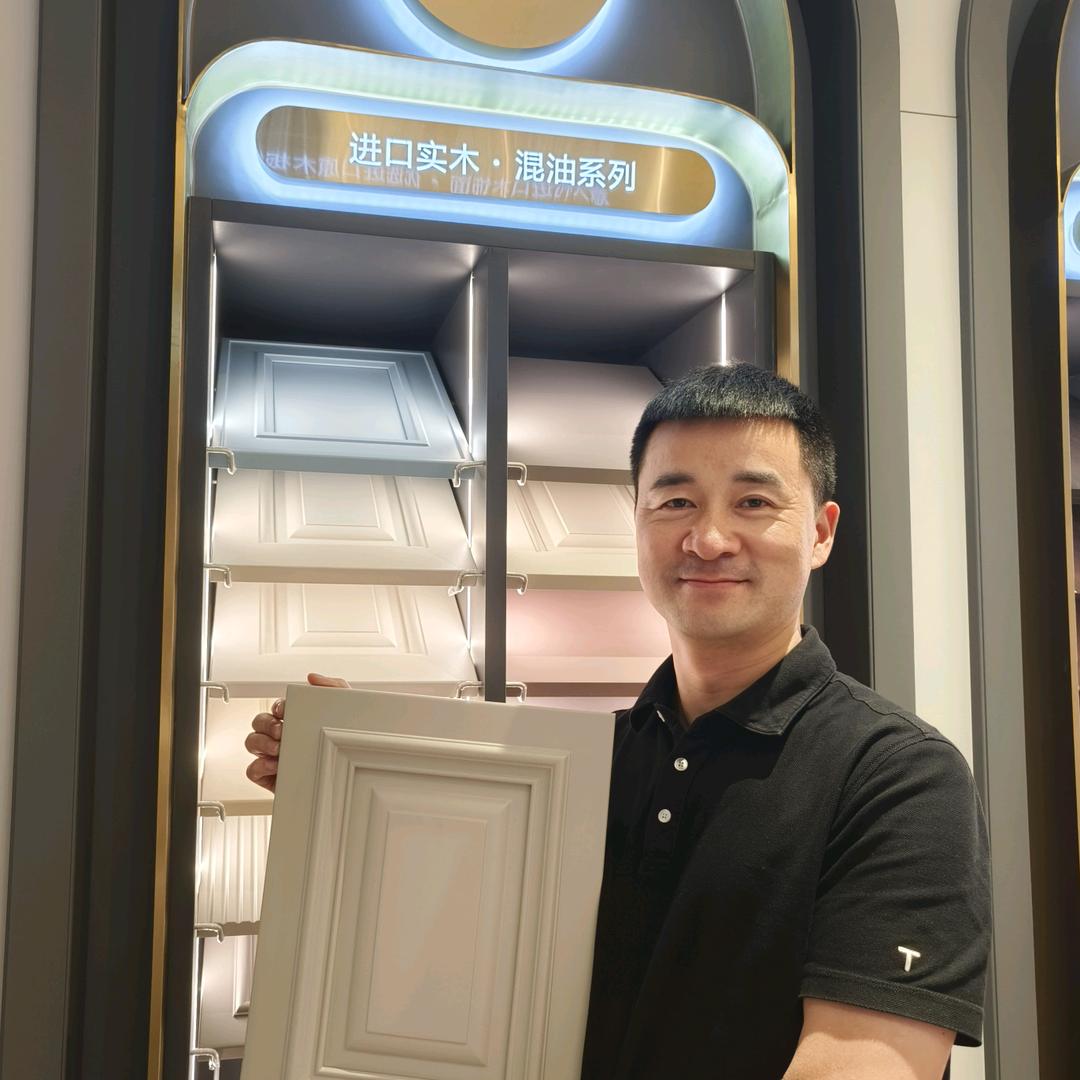 轻羽混油老杨