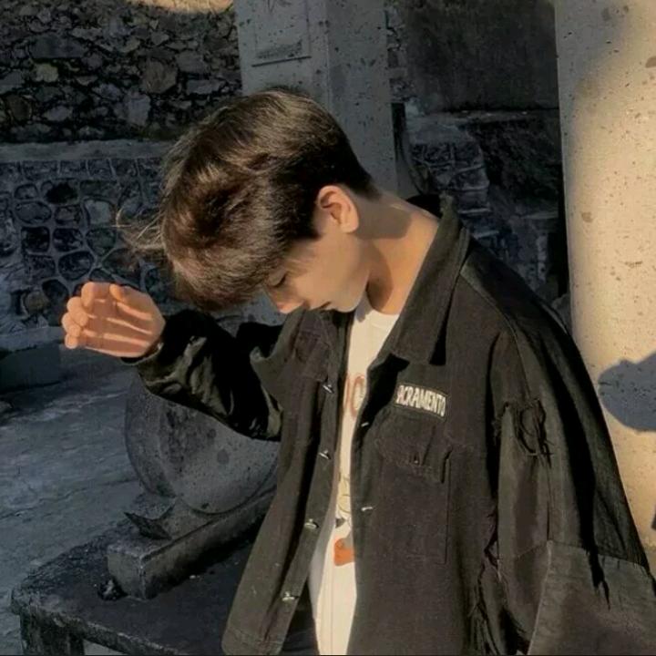 貪財好色