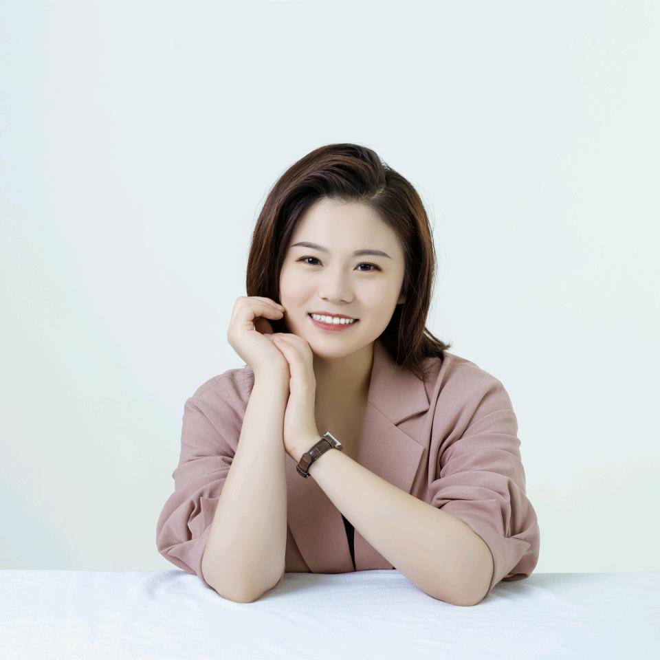 宜思托育与幼小的铃子老师