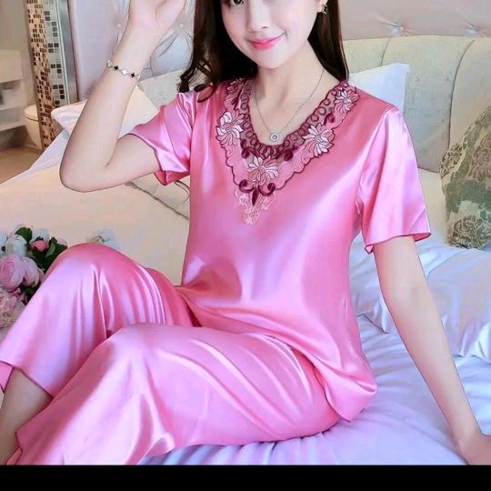 🍎不管生活怎么样都要开心🍎