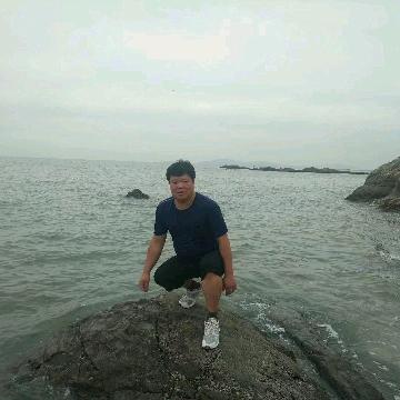 磕毛克的胖纸