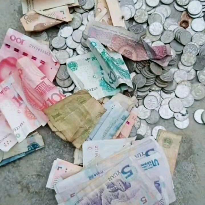 风雨过后见彩虹。