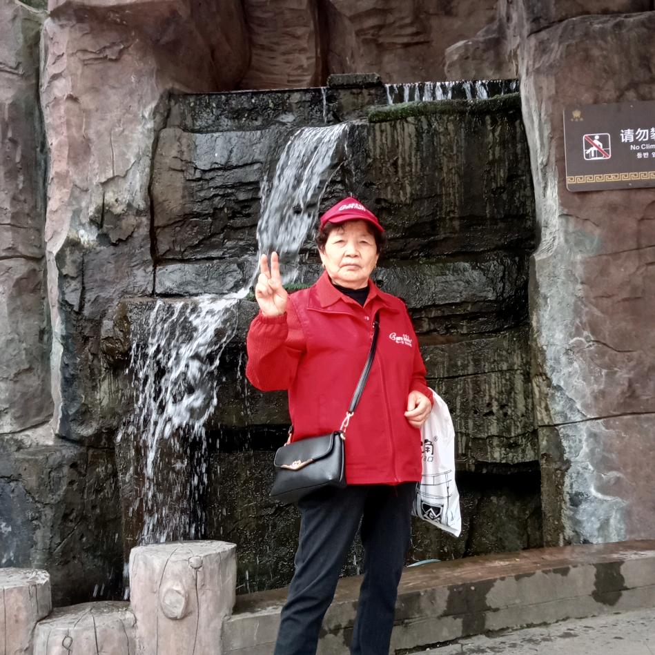 万奶奶