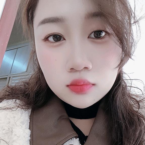 短裙还是输给了婚纱、