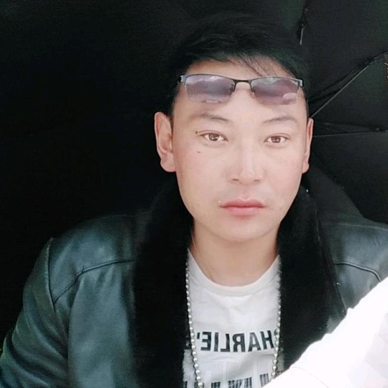贡嘎尼玛