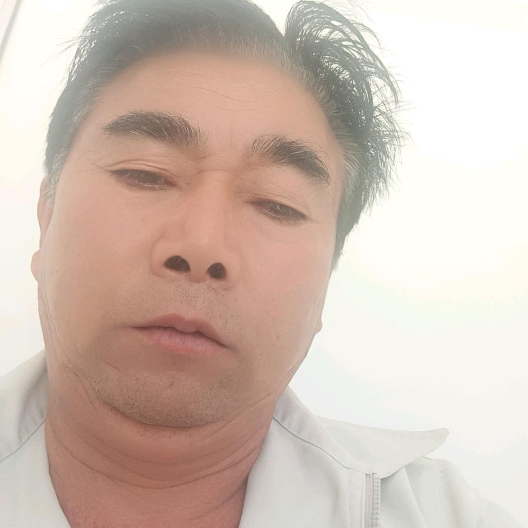 美女哥哥喜欢你喜，爱你做我女朋友好吗。