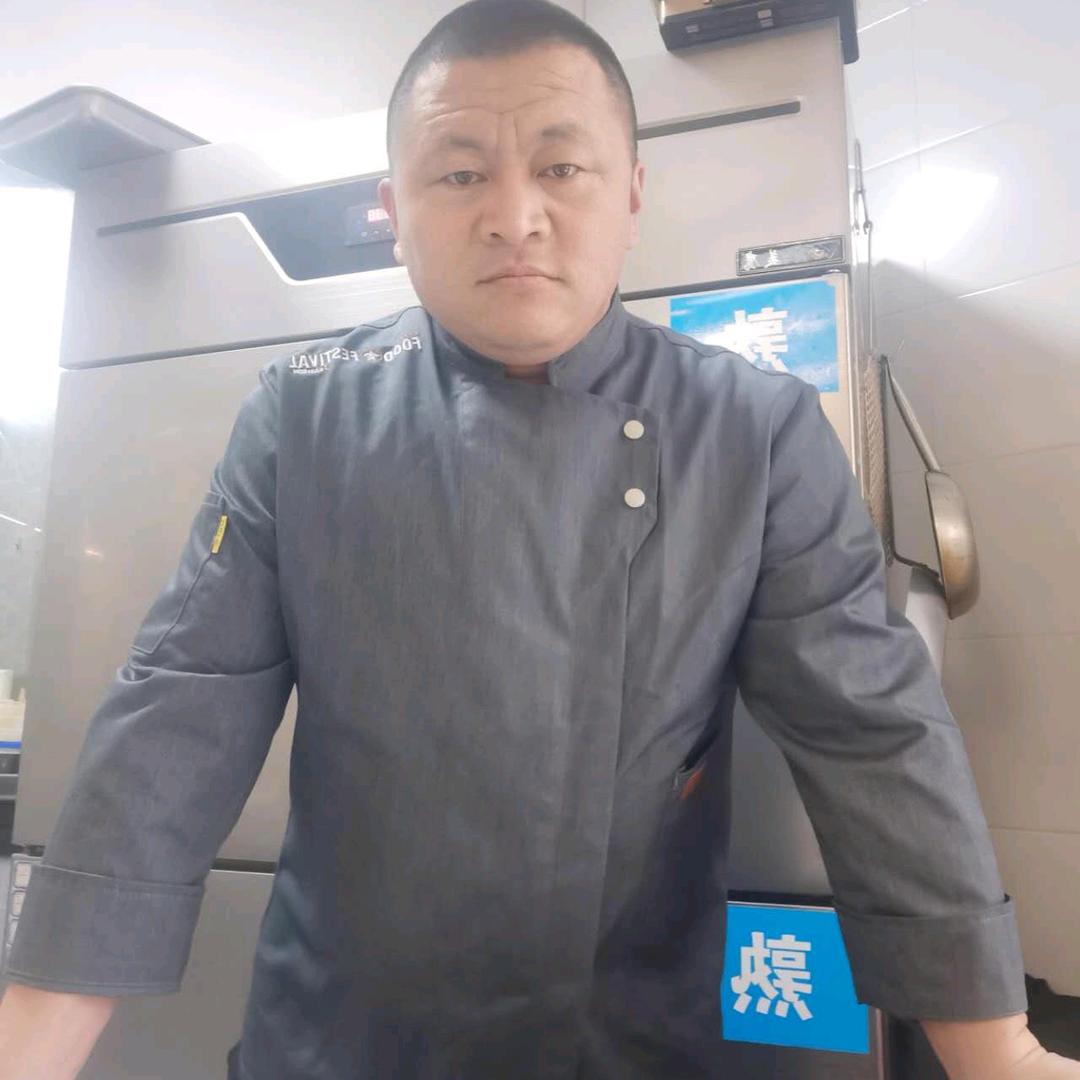 老张在厨房