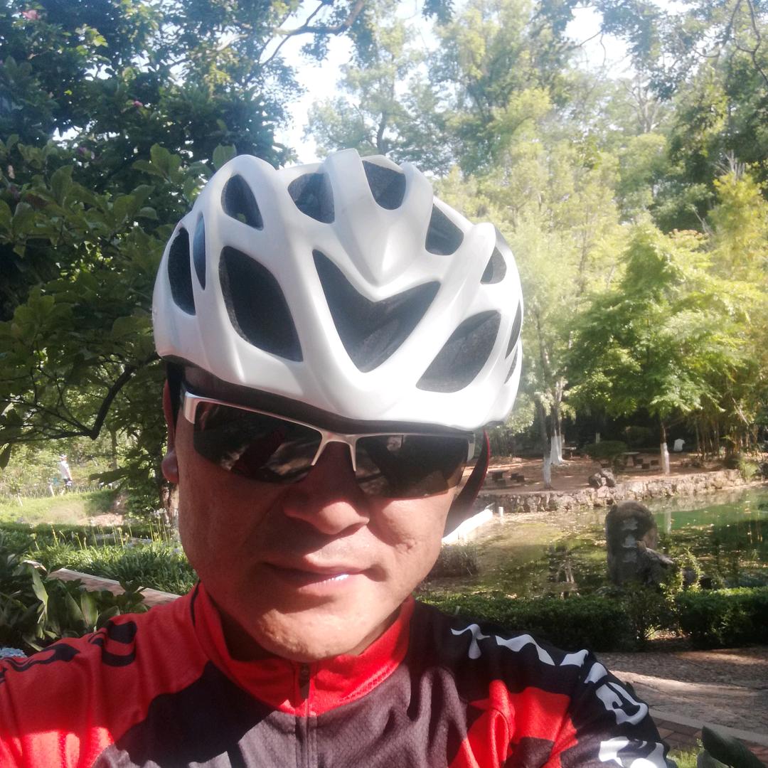 红塔区鑫立汽车服务部