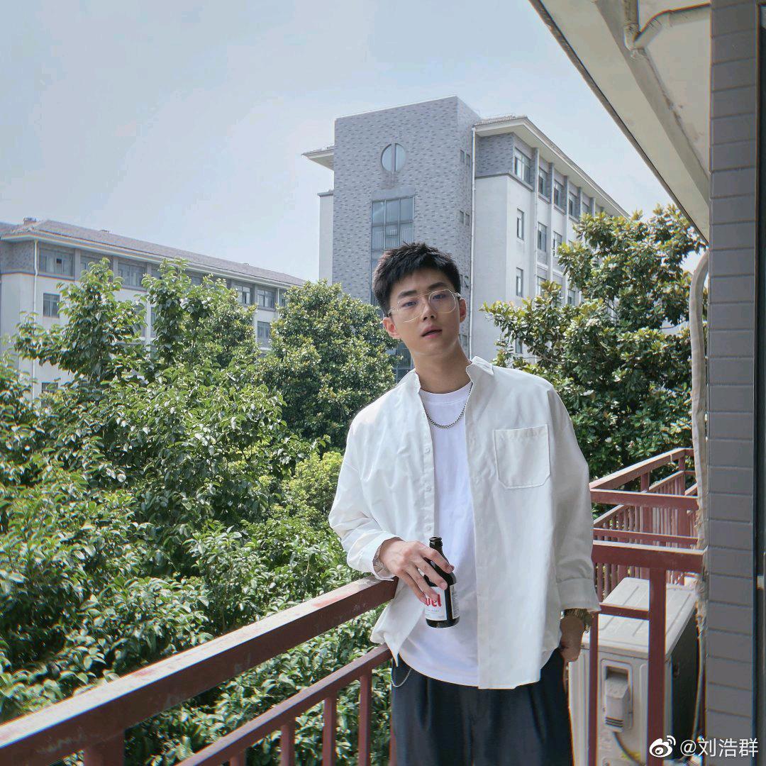 Mr.刘✌🏻