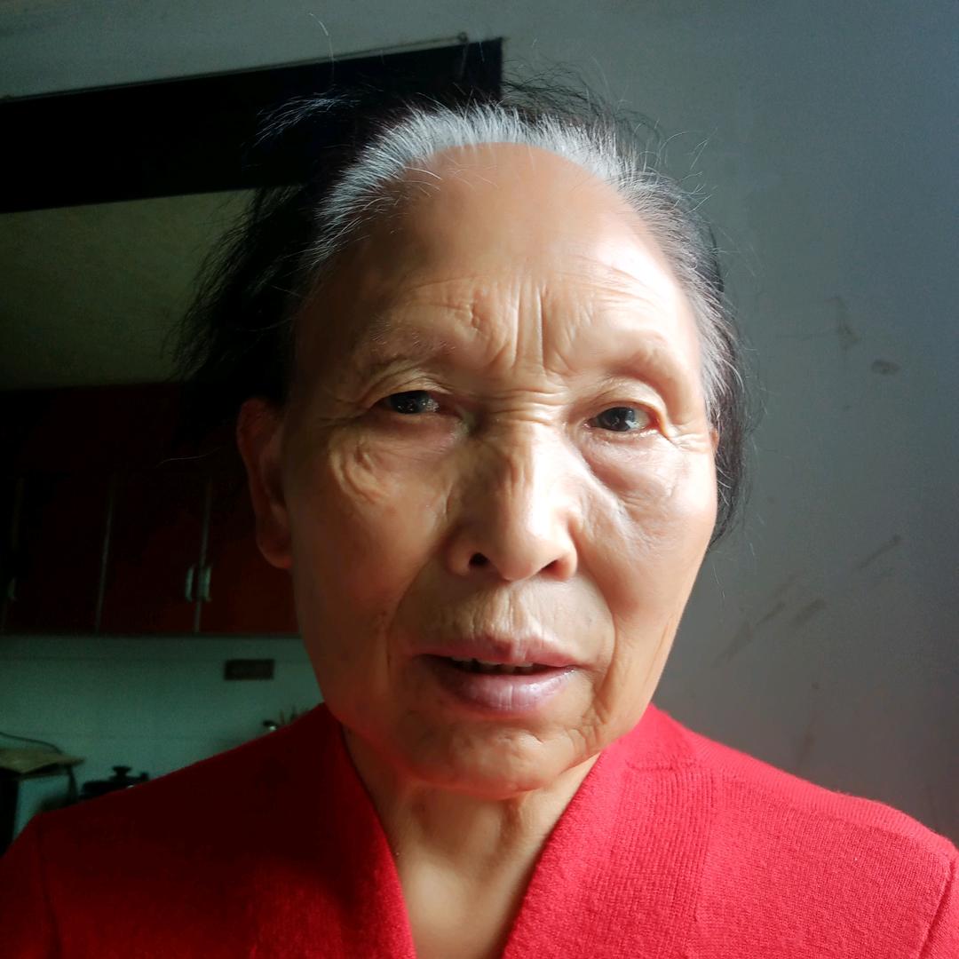 徐小英