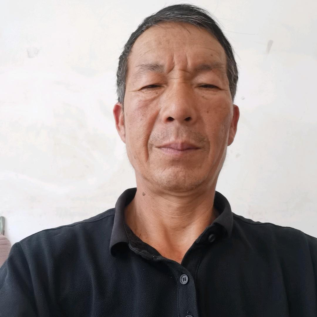 董占胜