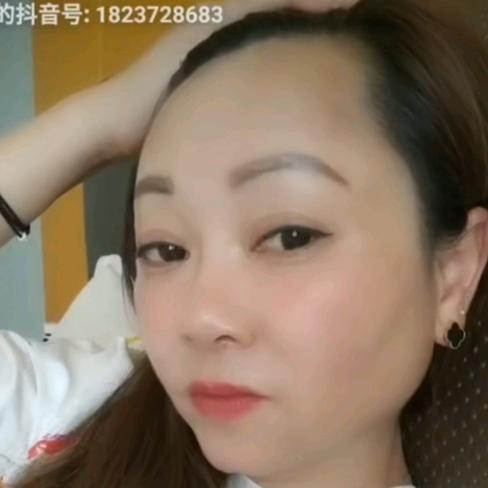 除了你我谁也不爱