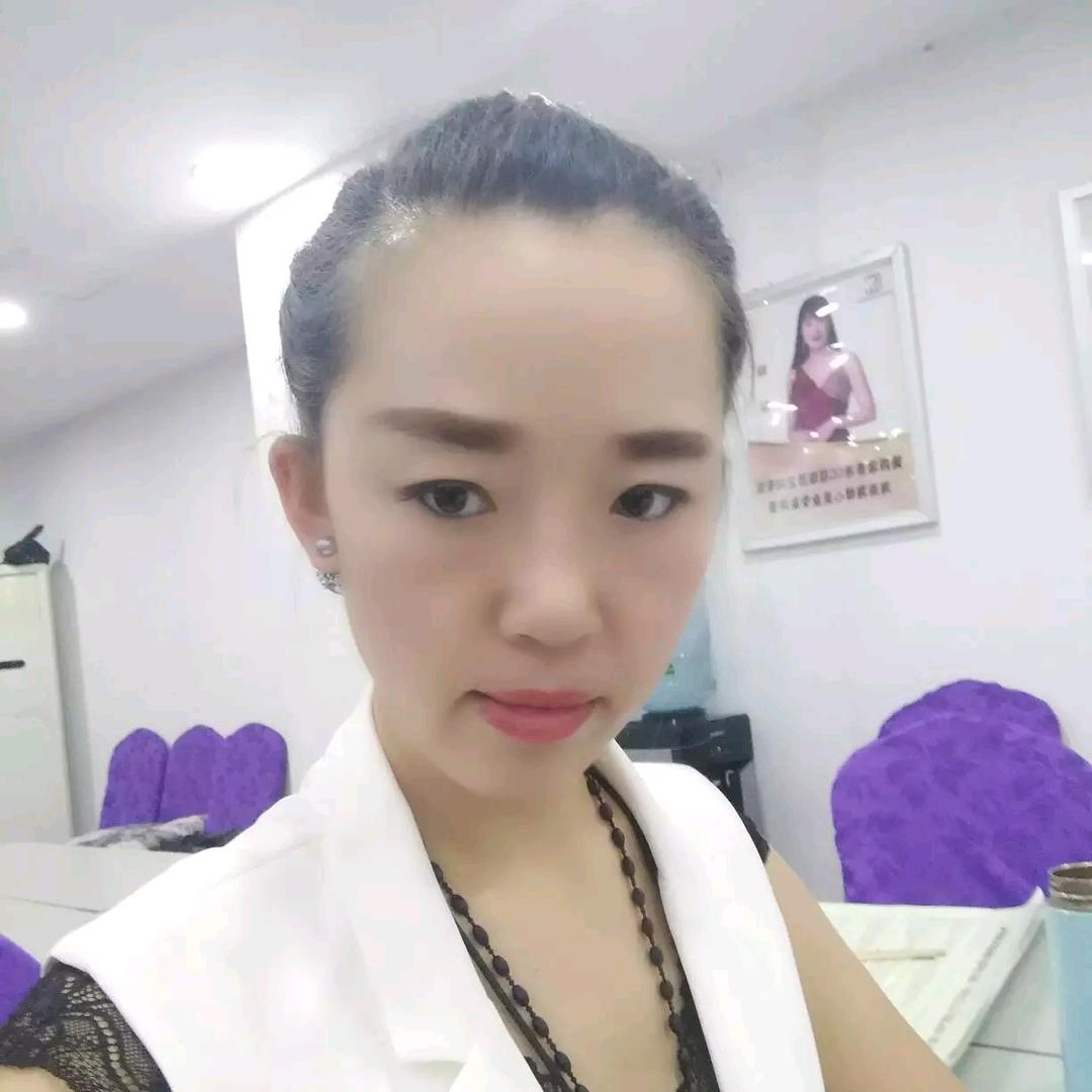 足色生香美甲饰品