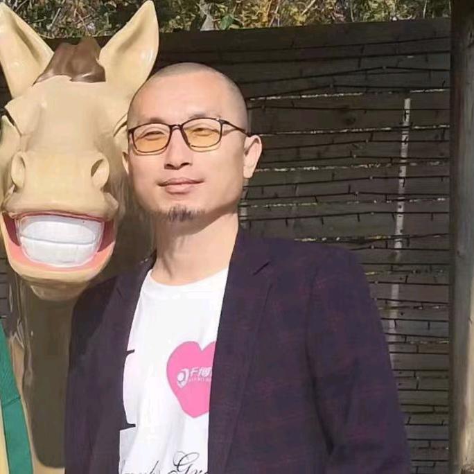 罗中亿：