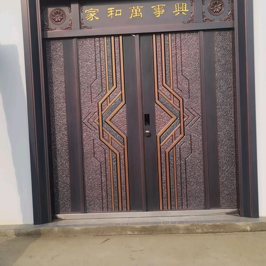 防盗门，木门批发周亮